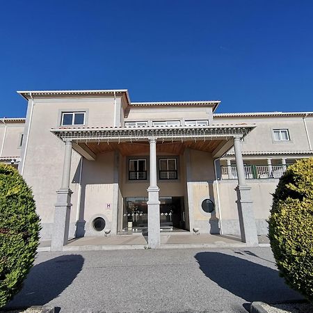 Hotel Quinta Dos Cedros Celorico Da Beira Bagian luar foto