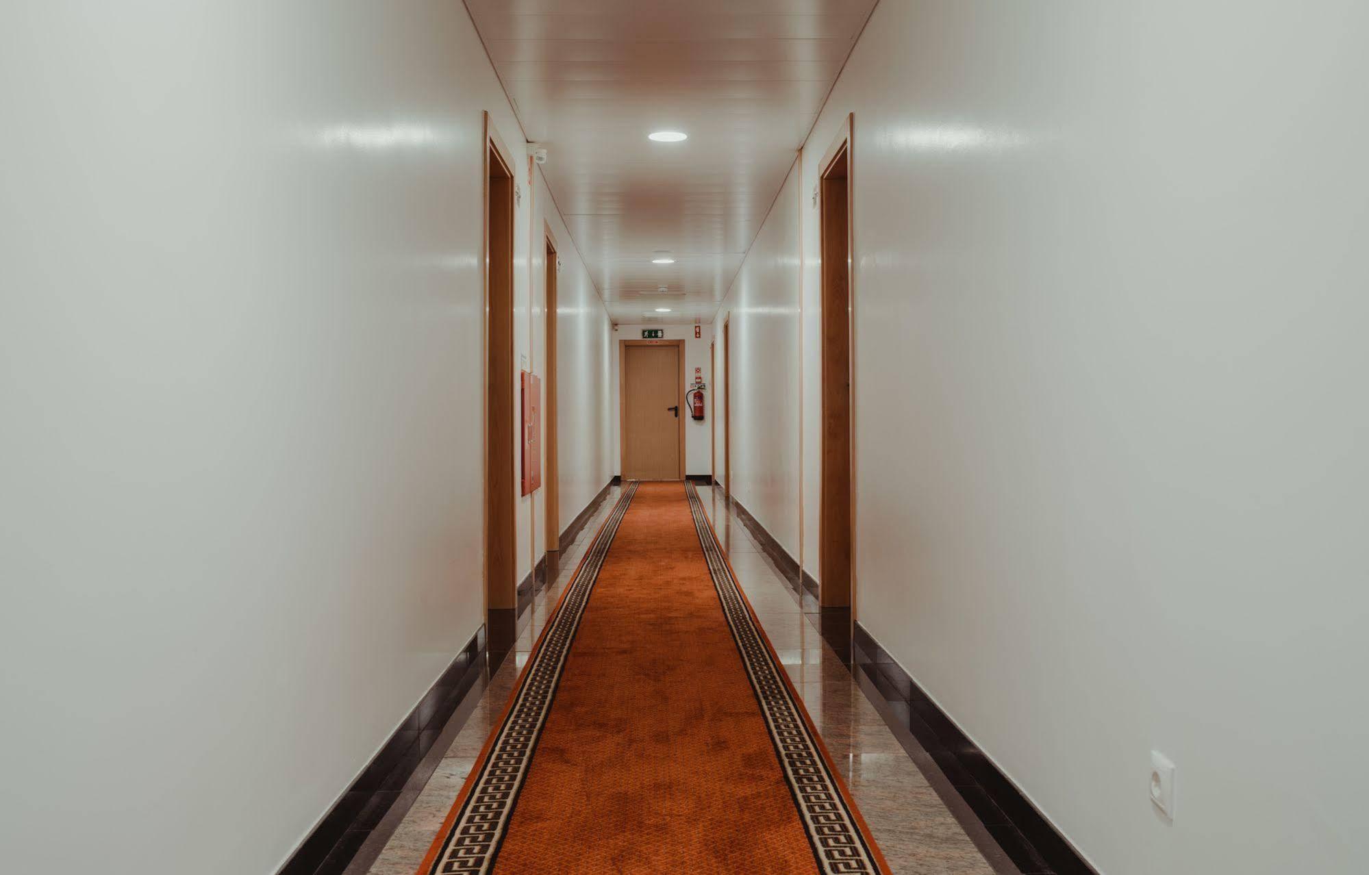 Hotel Quinta Dos Cedros Celorico Da Beira Bagian luar foto