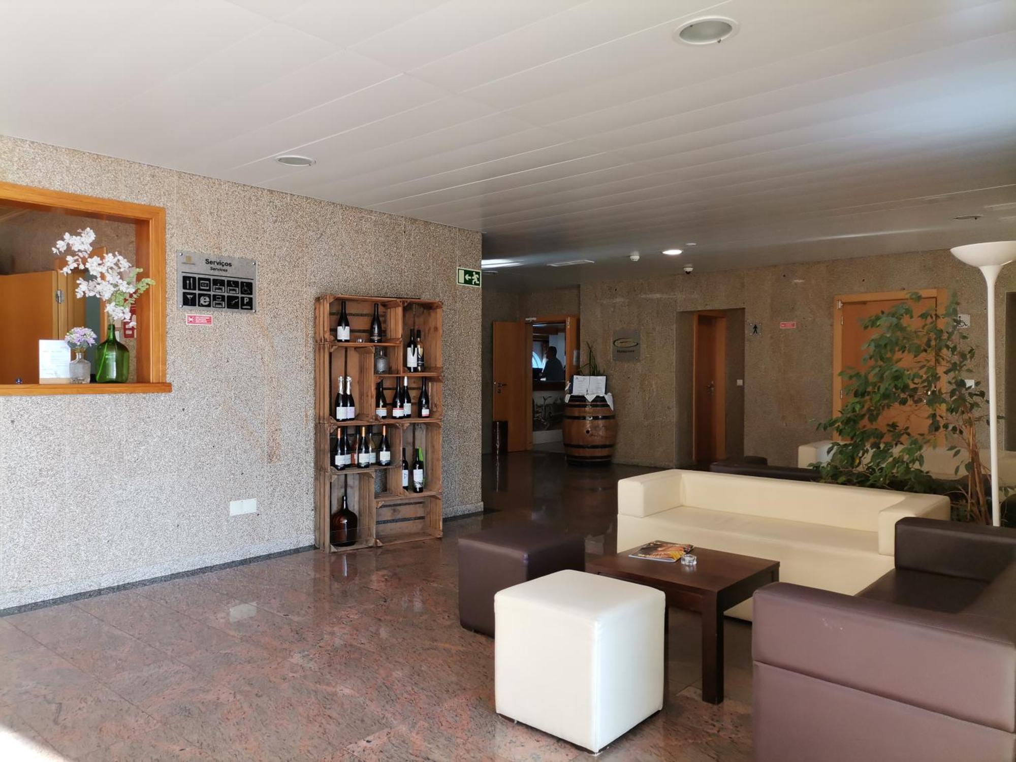 Hotel Quinta Dos Cedros Celorico Da Beira Bagian luar foto