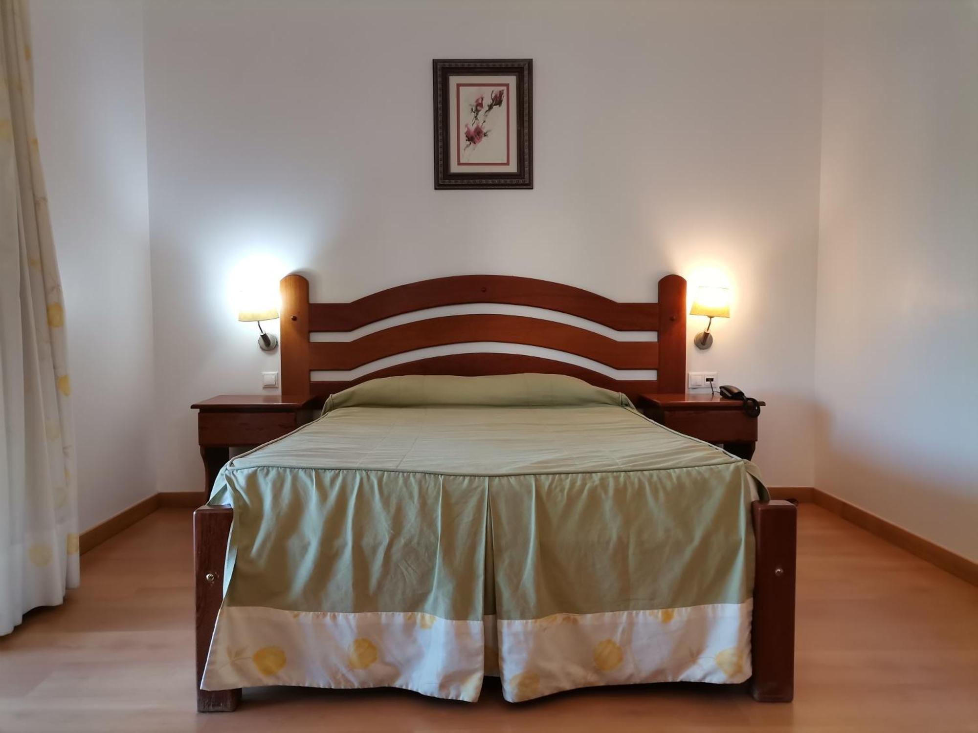 Hotel Quinta Dos Cedros Celorico Da Beira Bagian luar foto