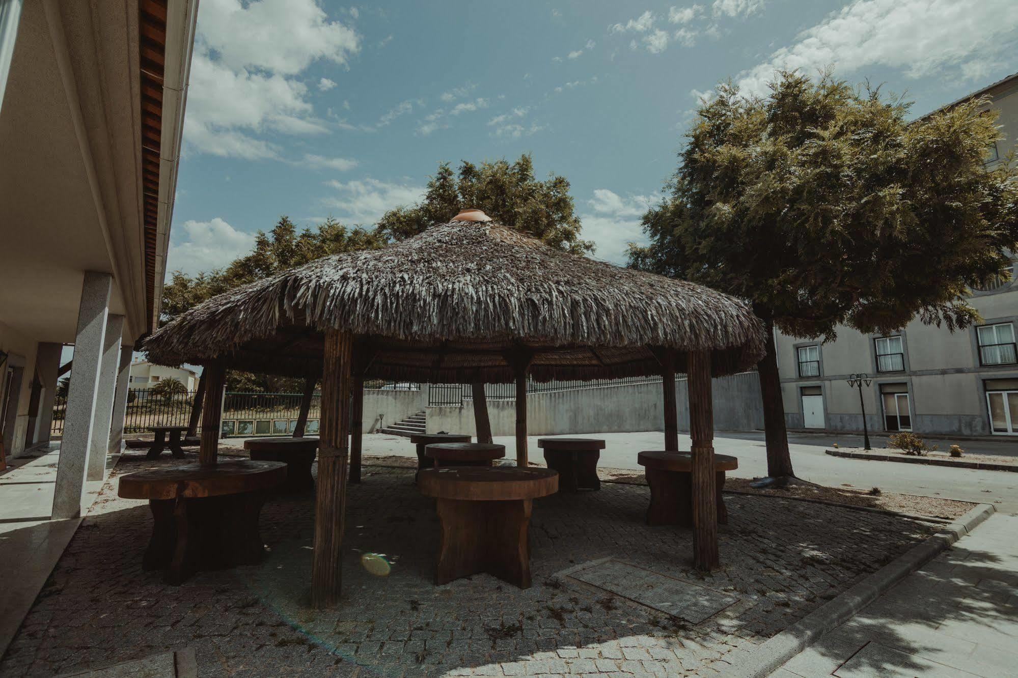 Hotel Quinta Dos Cedros Celorico Da Beira Bagian luar foto