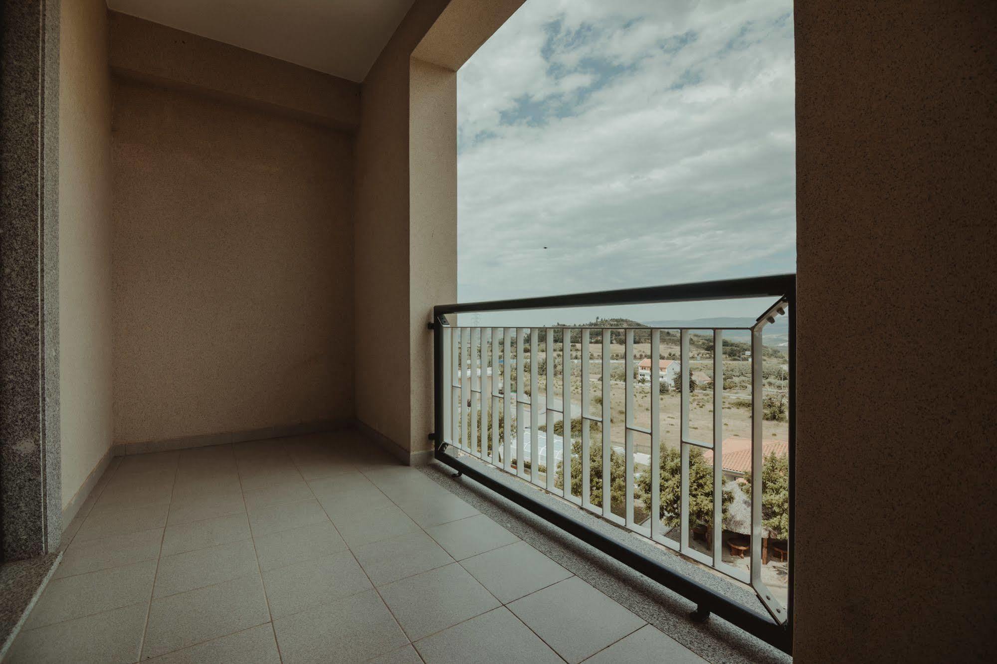 Hotel Quinta Dos Cedros Celorico Da Beira Bagian luar foto